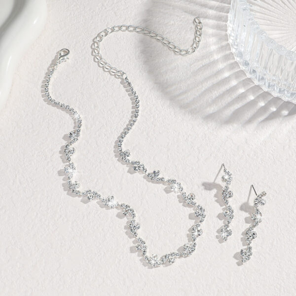 Fashion Elegant Rhinestone Ear Stud Necklace Women's Suit - Image 6
